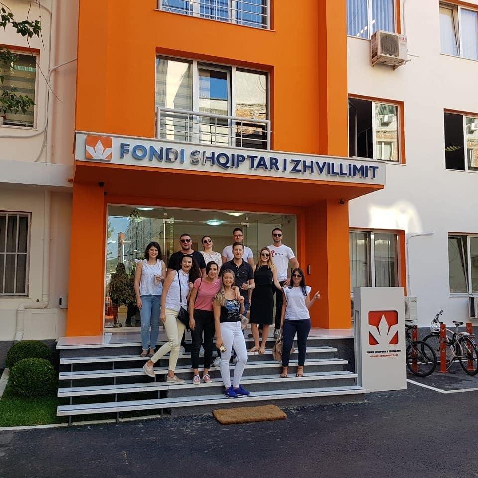 Informacion mbi programin e praktikave të punës te Fondi Shqiptar i Zhvillimit (FSHZH)