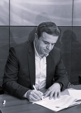 Prof. Dr. Florian Nepravishta