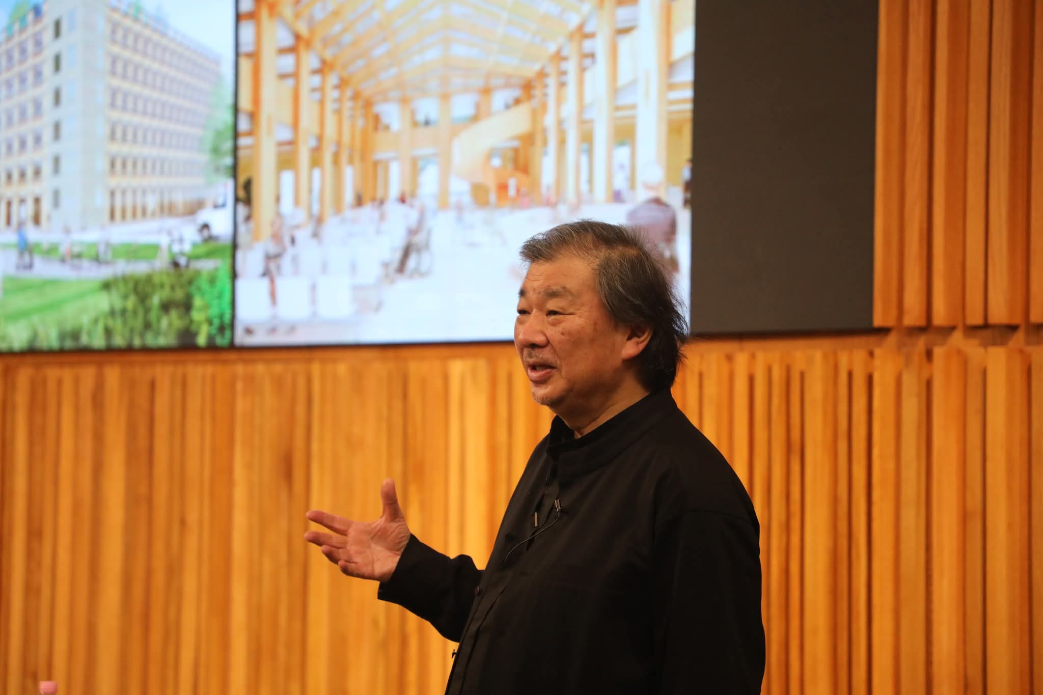 Me Shigeru Ban në FAU
